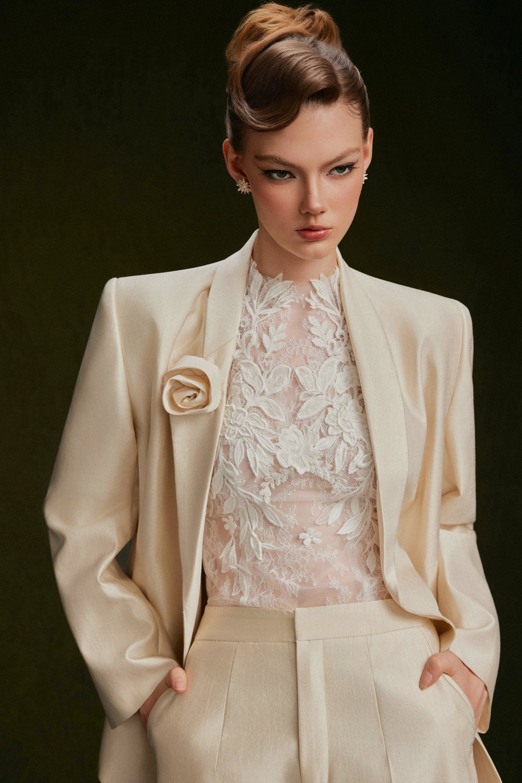 Vontier de Montier Tailored Textured Blazer Cream Beige