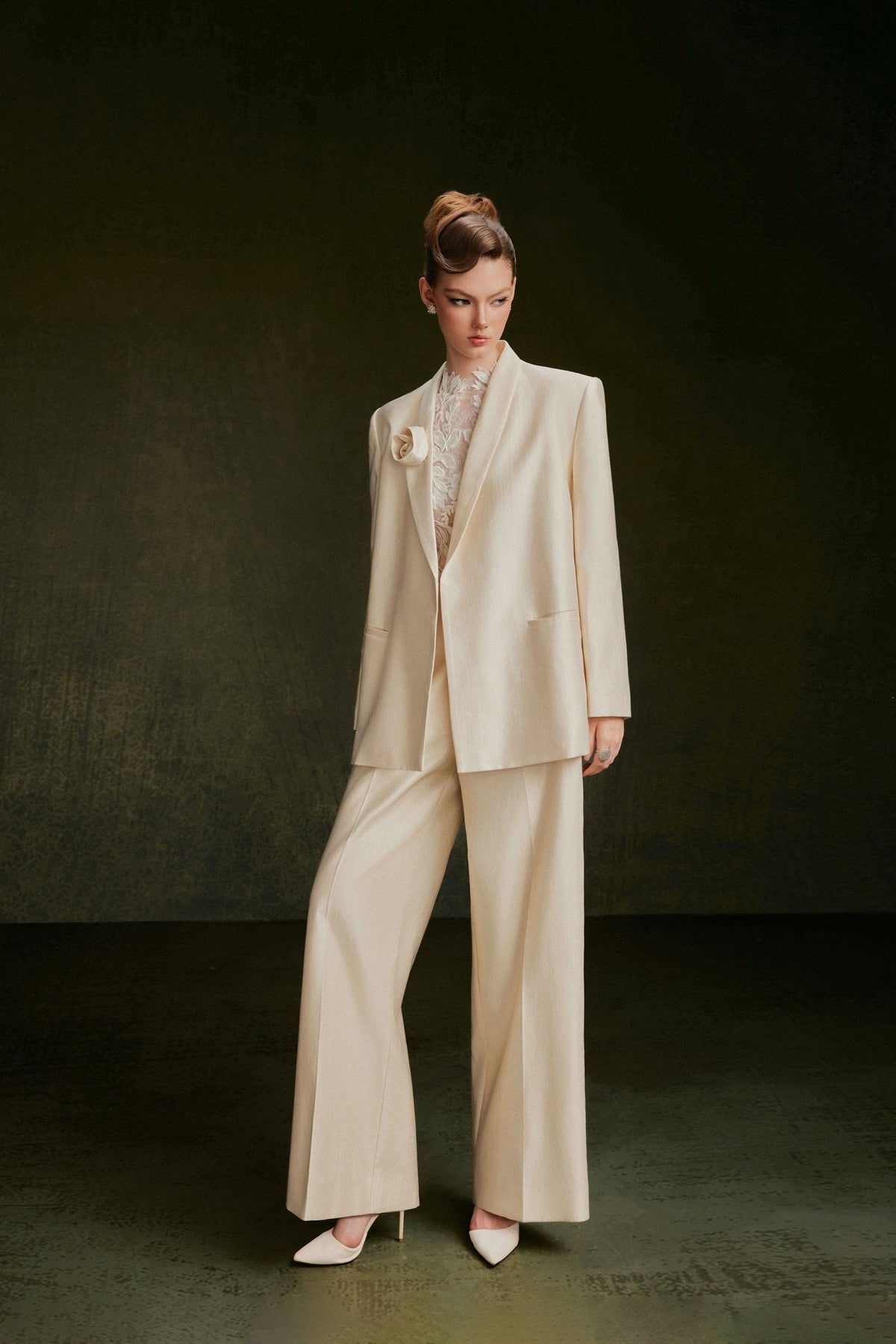 Vontier de Montier Tailored Textured Blazer Cream Beige